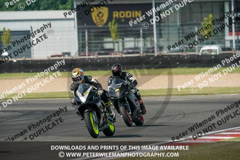 donington no limits trackday;donington park photographs;donington trackday photographs;no limits trackdays;peter wileman photography;trackday digital images;trackday photos